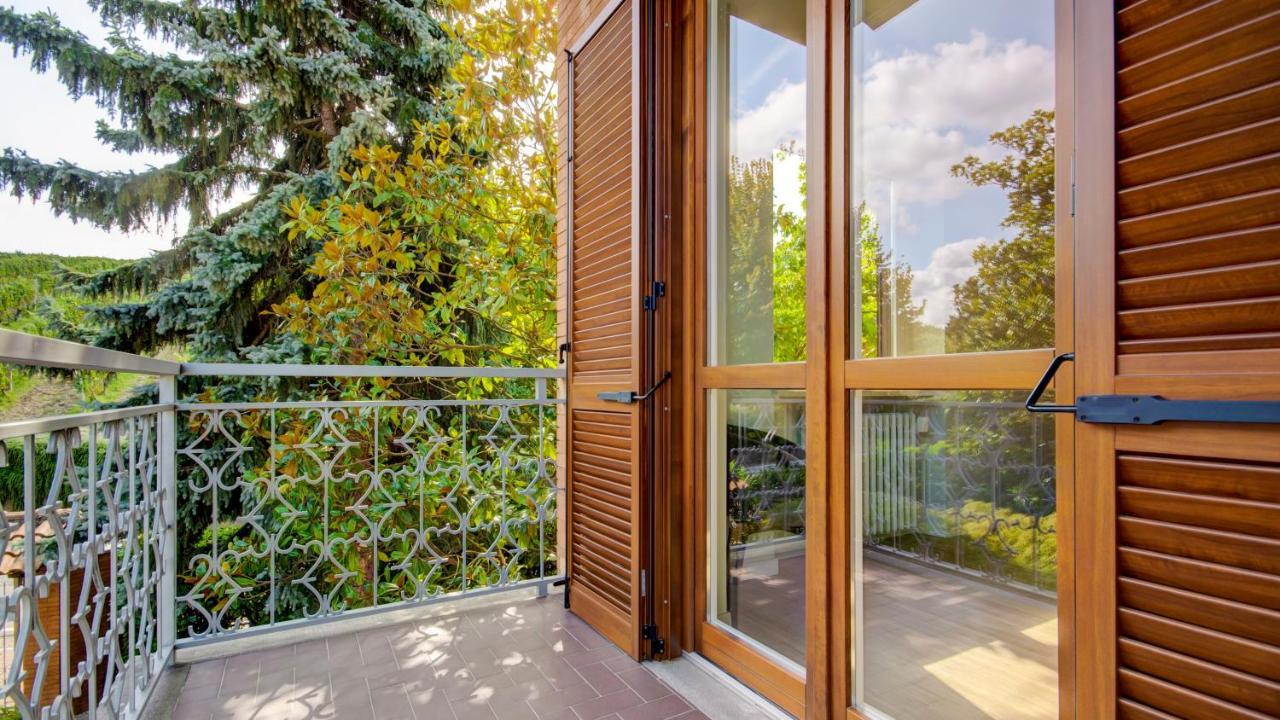 Ca' Flor Apartment Barbaresco Bagian luar foto